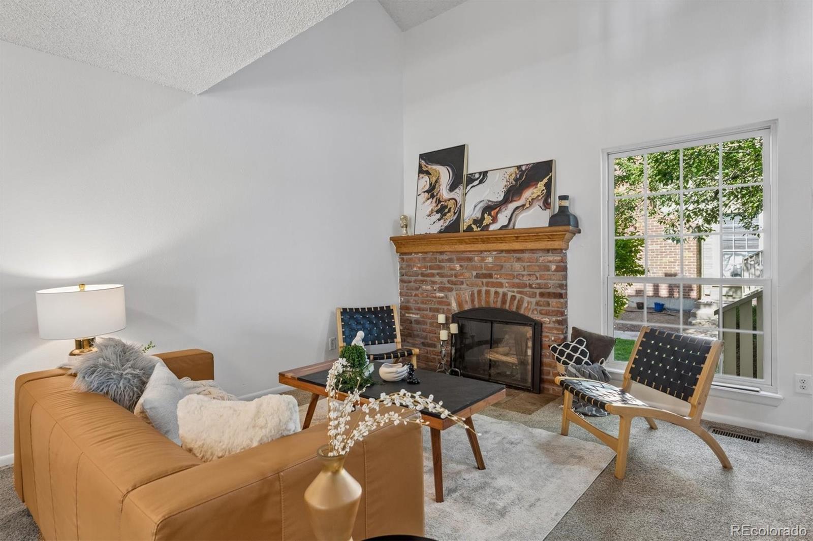 MLS Image #2 for 1903 s helena street d,aurora, Colorado