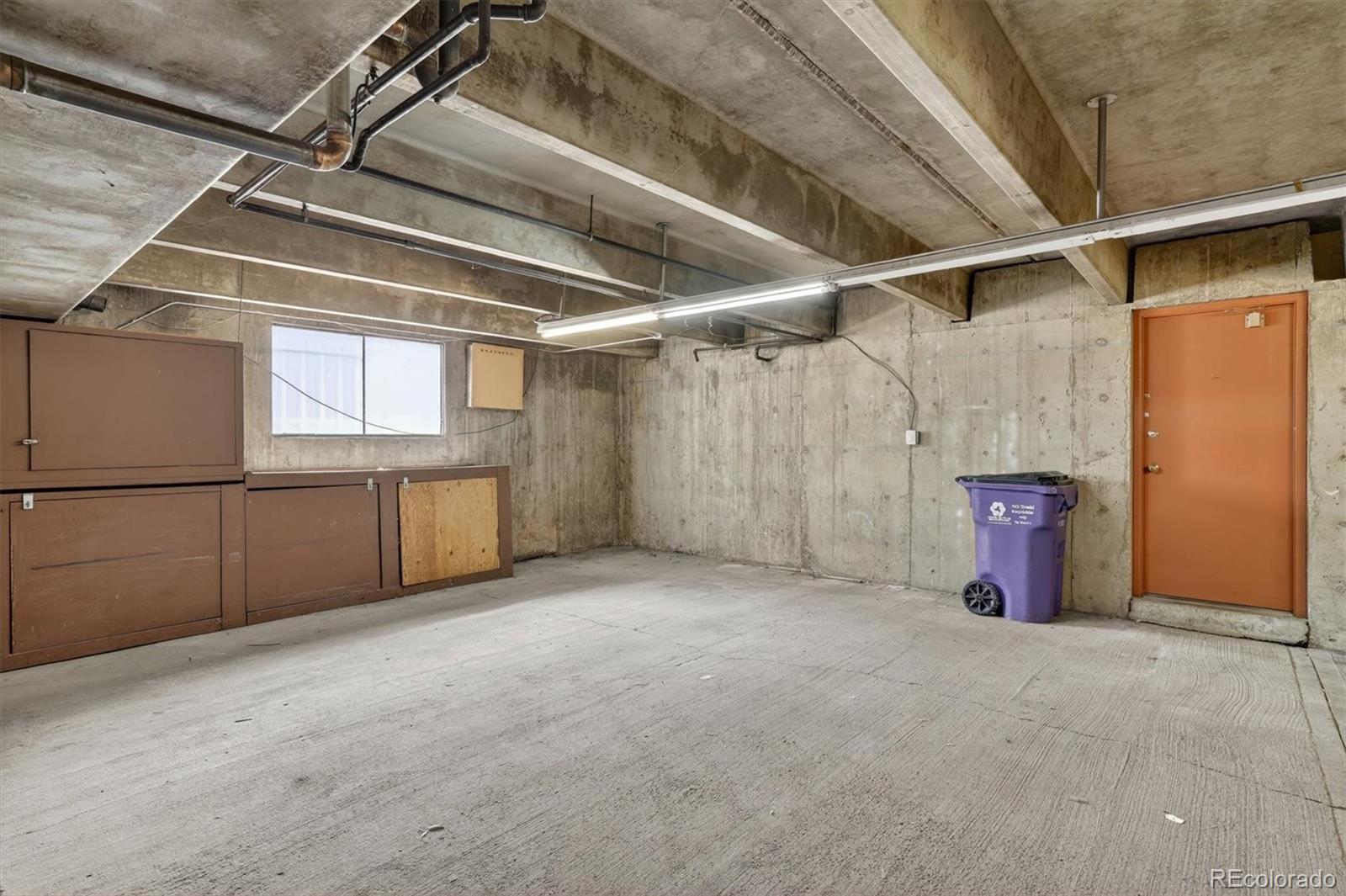 MLS Image #33 for 2883 s locust street,denver, Colorado