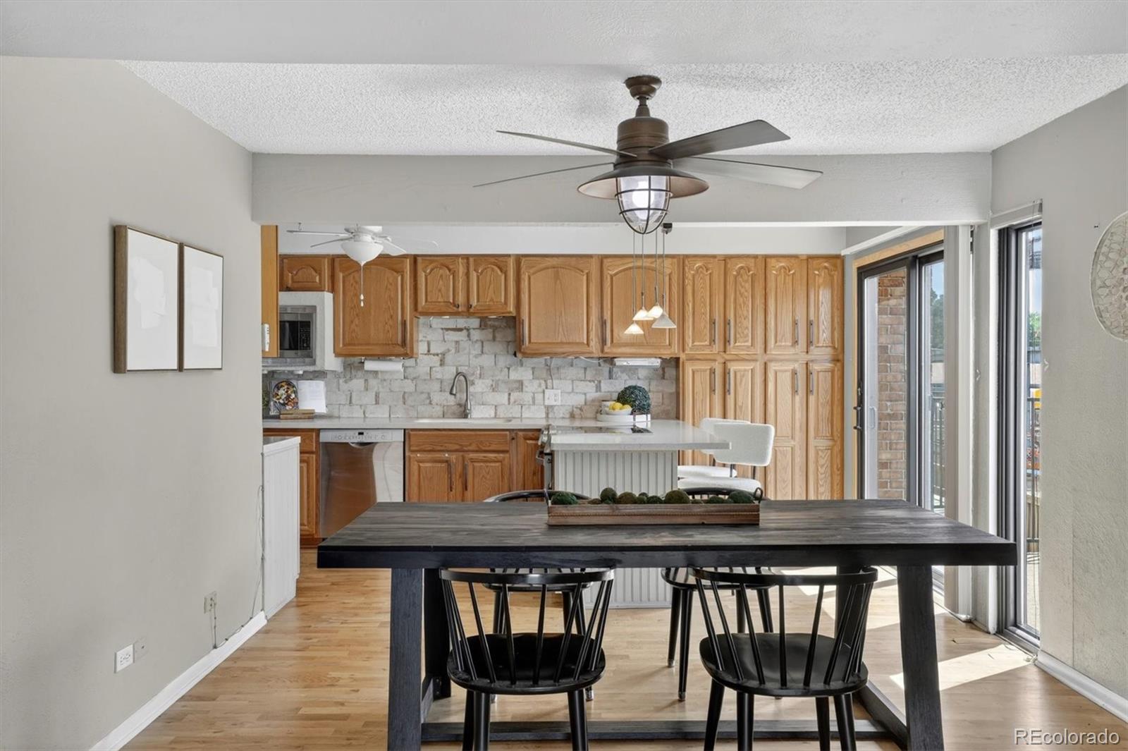 MLS Image #7 for 2883 s locust street,denver, Colorado