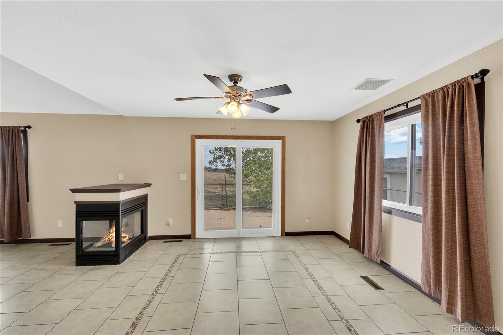 MLS Image #8 for 35  sunset court,hudson, Colorado