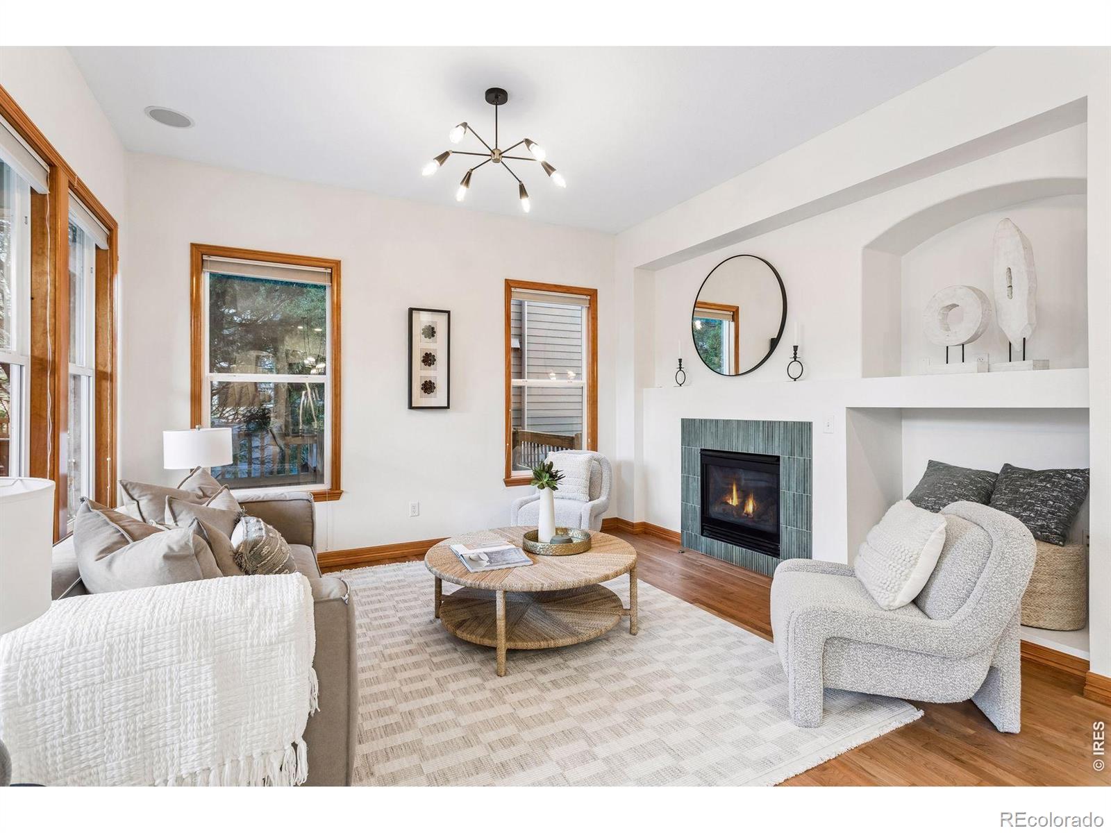 MLS Image #11 for 2674  elmira street,denver, Colorado