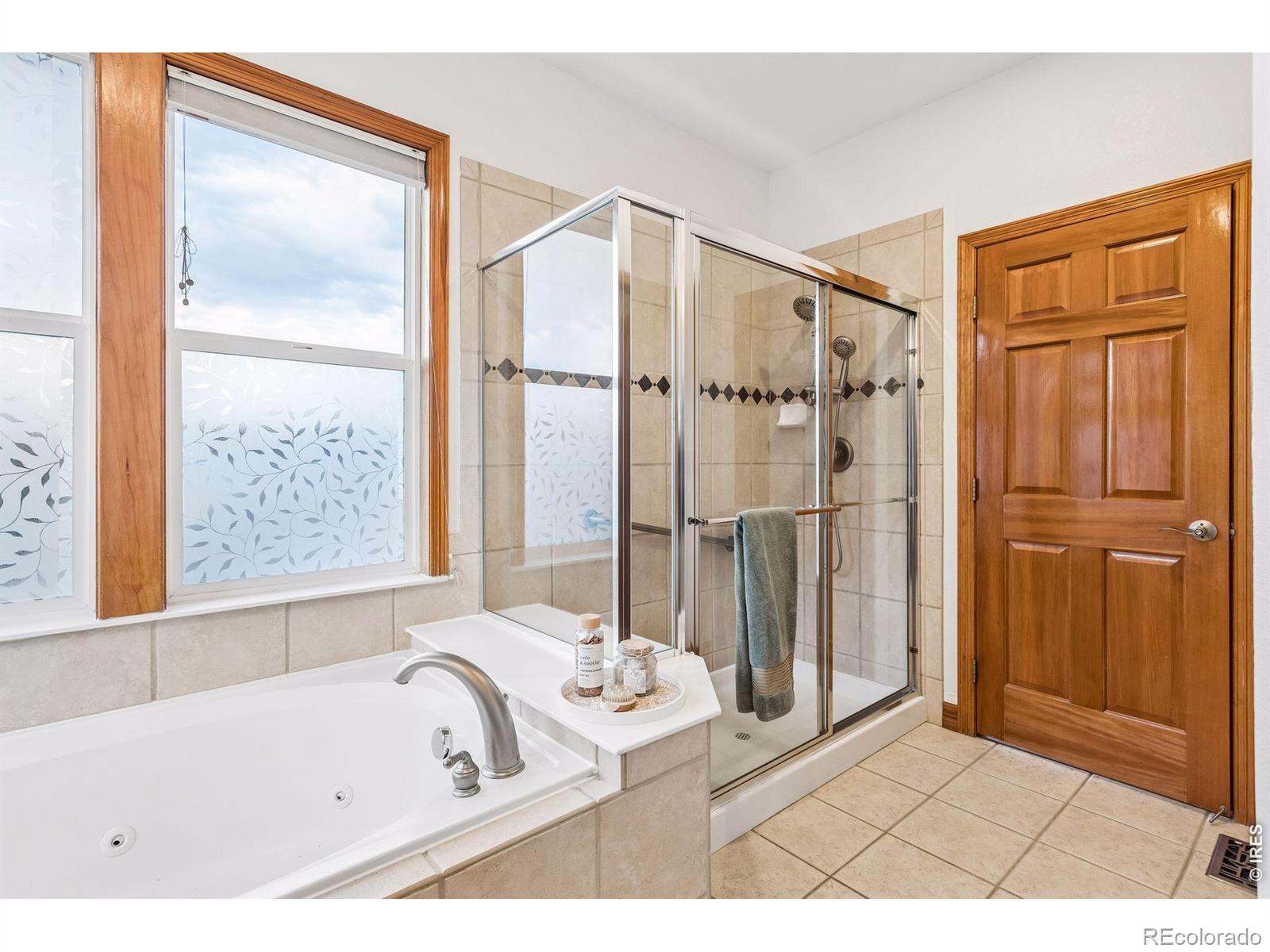 MLS Image #21 for 2674  elmira street,denver, Colorado