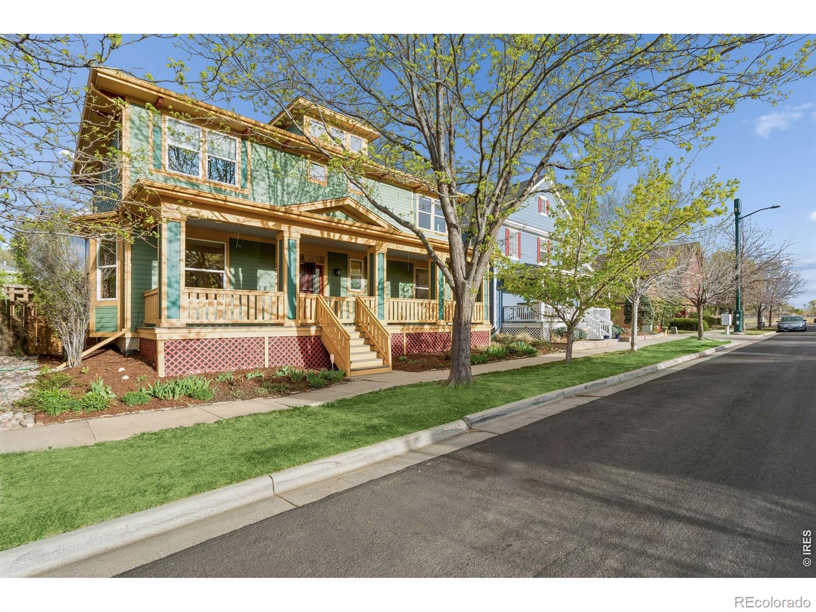 MLS Image #33 for 2674  elmira street,denver, Colorado