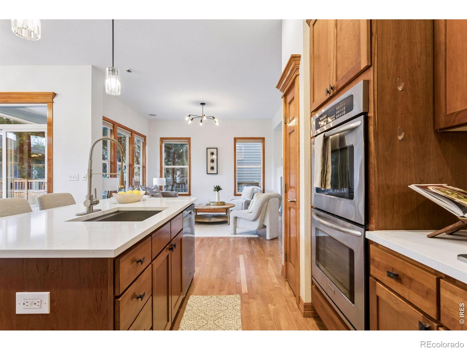 MLS Image #5 for 2674  elmira street,denver, Colorado
