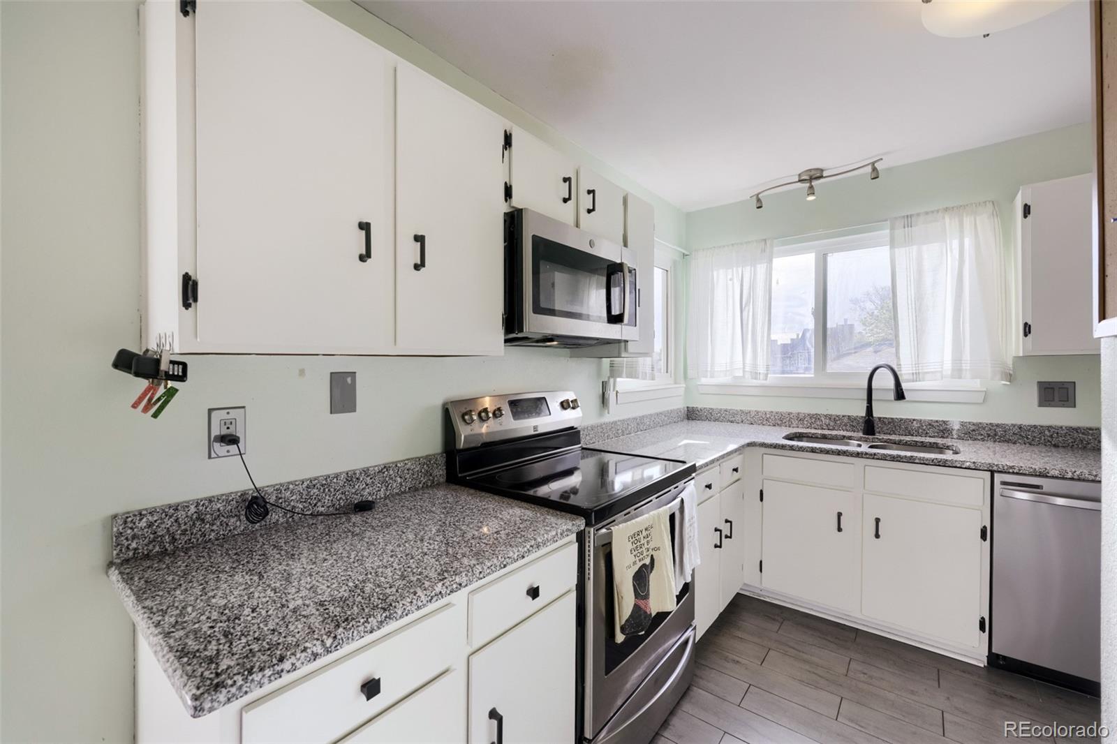 MLS Image #11 for 10500 w fair avenue,littleton, Colorado