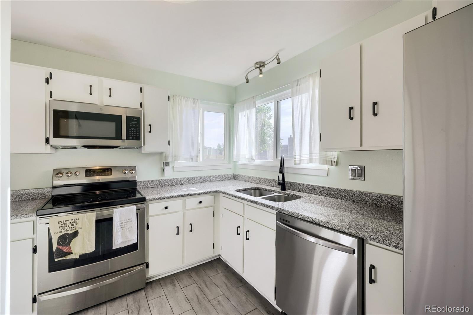 MLS Image #12 for 10500 w fair avenue,littleton, Colorado
