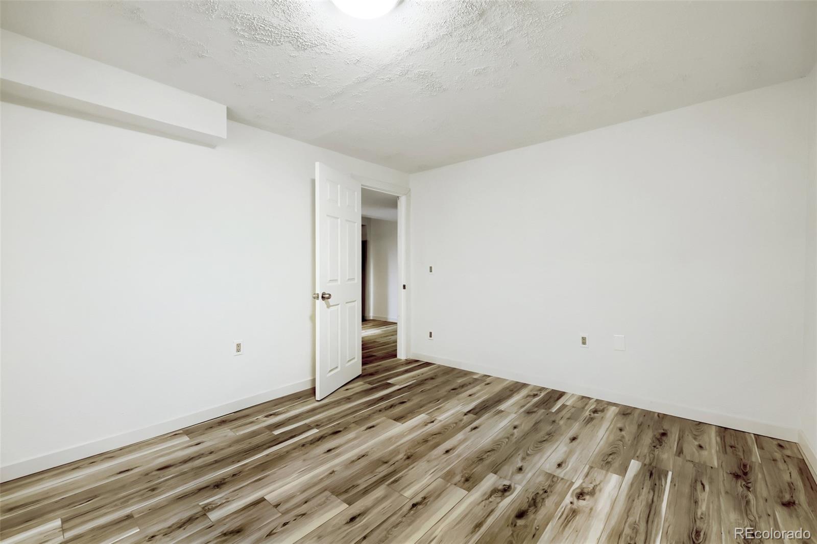 MLS Image #16 for 10500 w fair avenue,littleton, Colorado