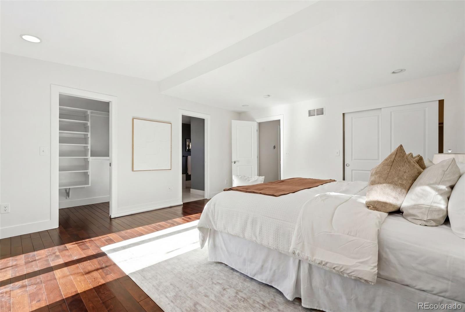 MLS Image #19 for 265  holly street,denver, Colorado