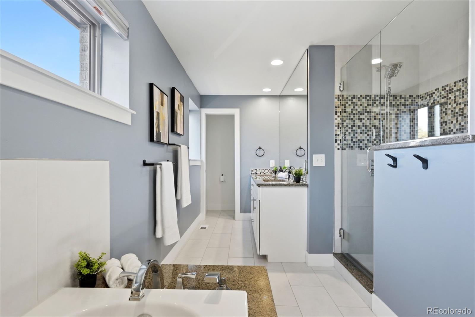 MLS Image #20 for 265  holly street,denver, Colorado