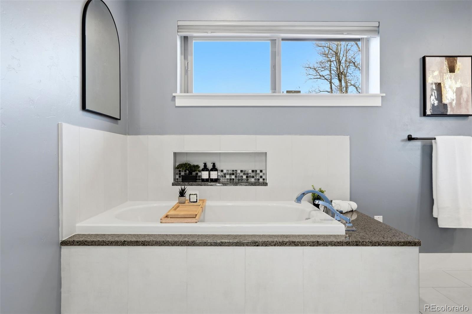 MLS Image #22 for 265  holly street,denver, Colorado
