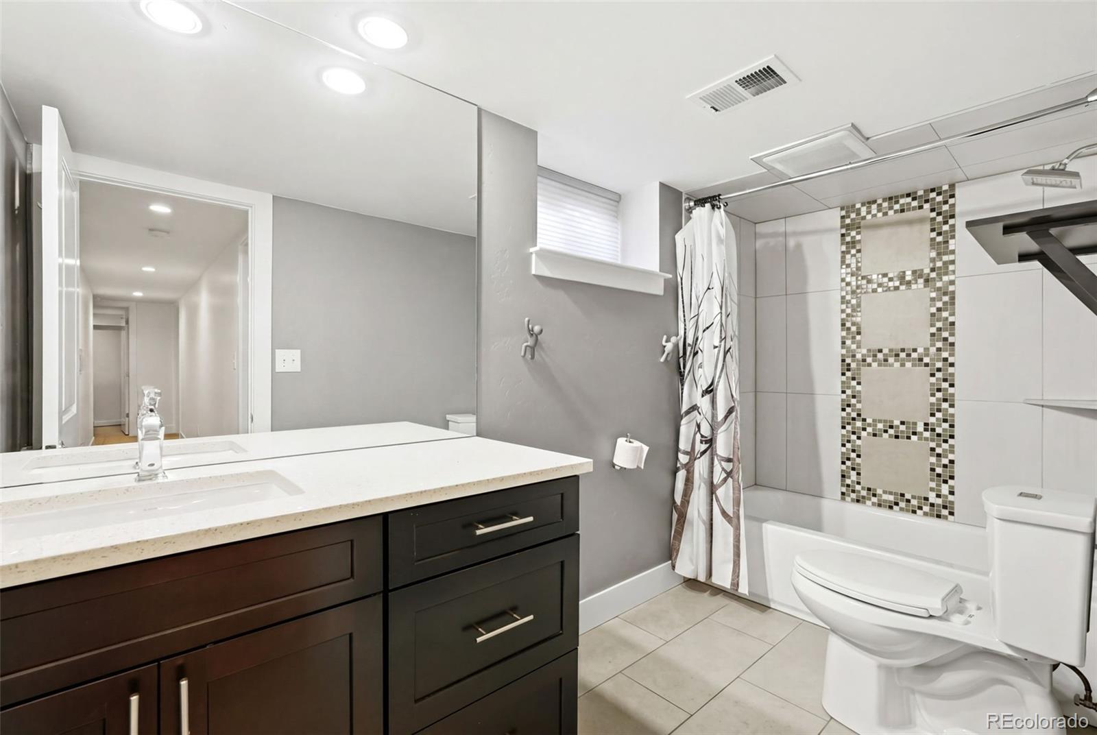 MLS Image #32 for 265  holly street,denver, Colorado