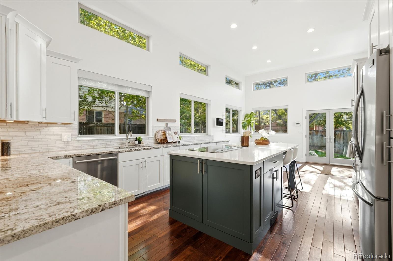 MLS Image #8 for 265  holly street,denver, Colorado