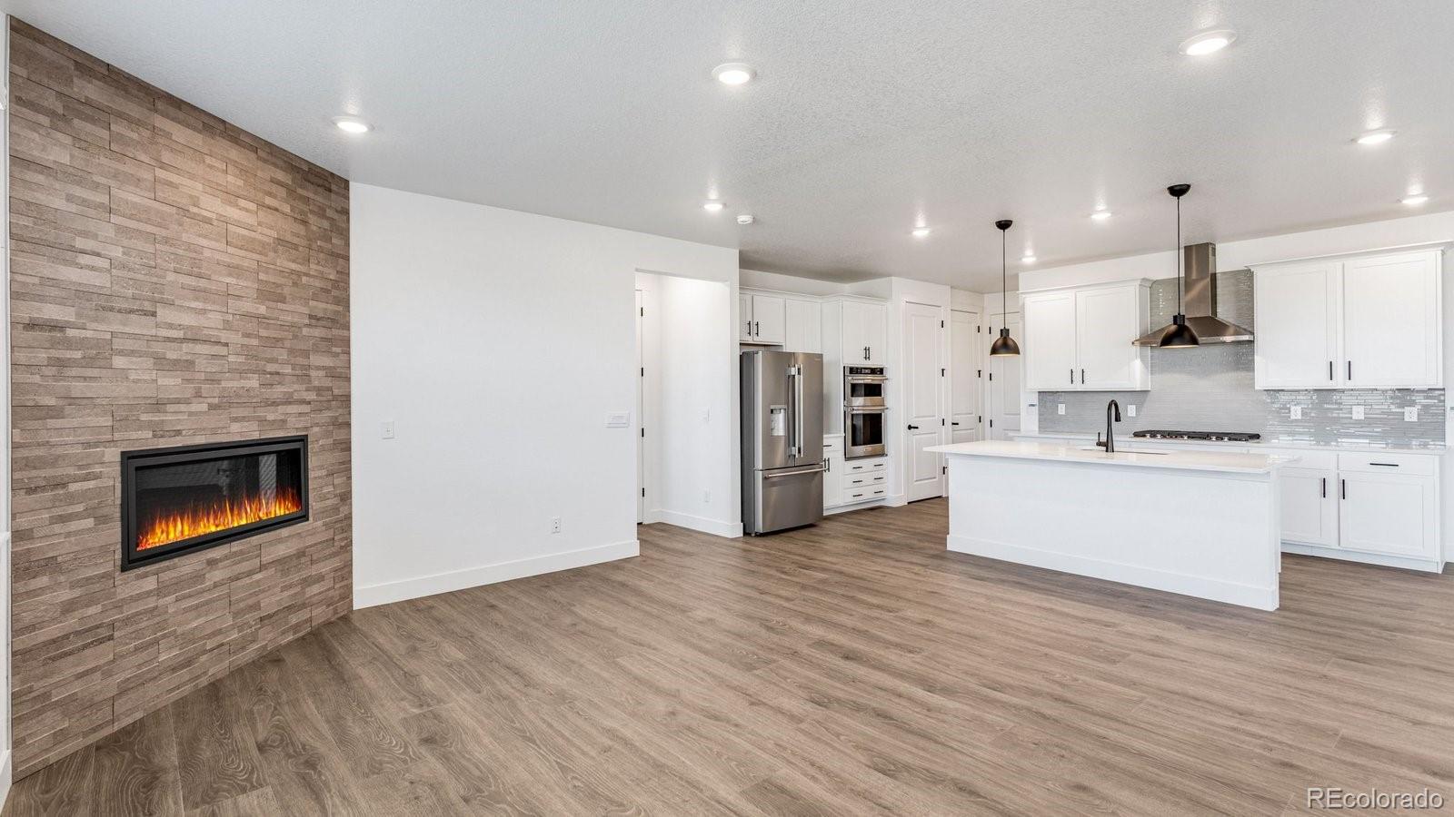 MLS Image #17 for 836  eastport drive,berthoud, Colorado