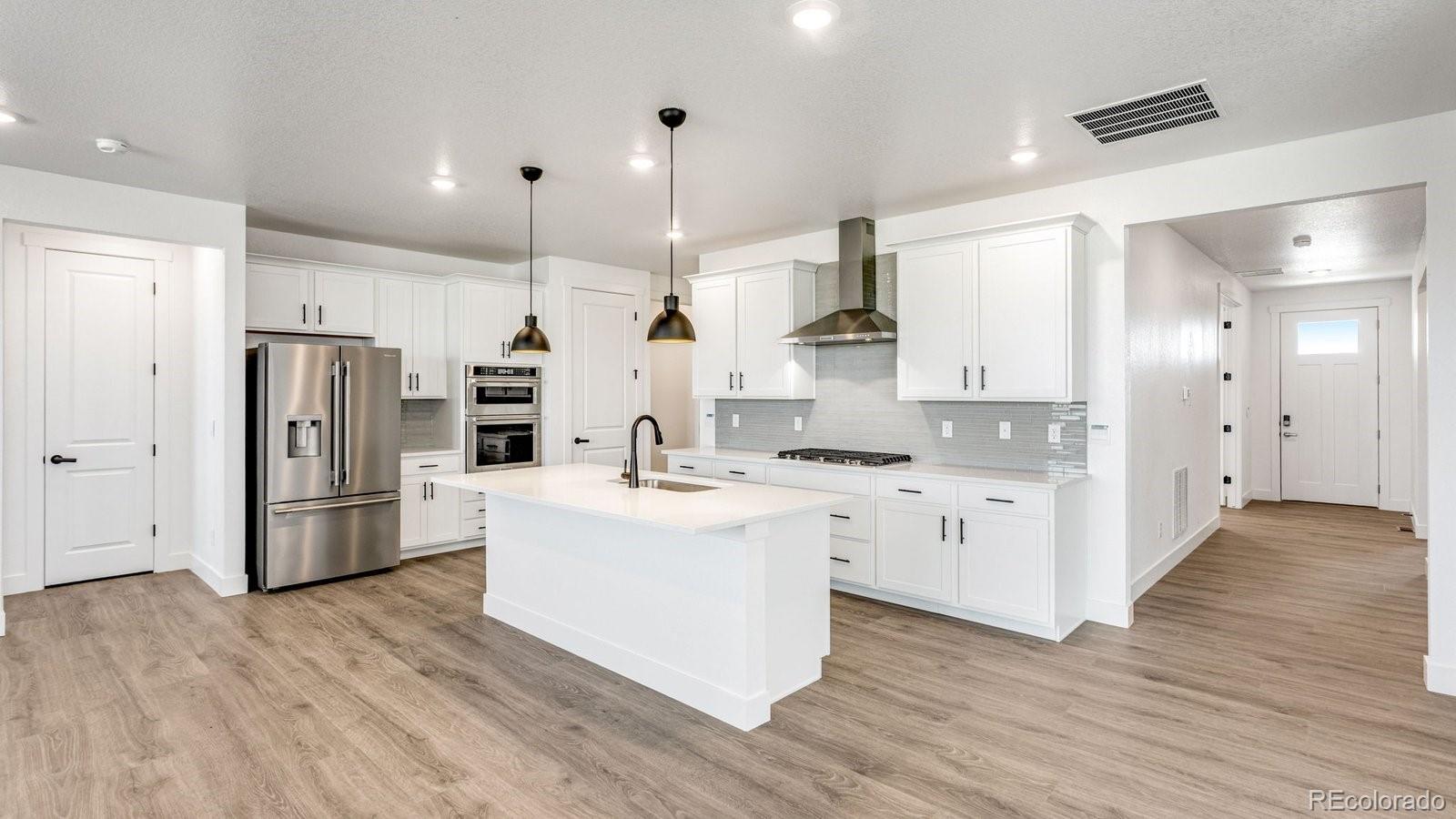 MLS Image #3 for 836  eastport drive,berthoud, Colorado