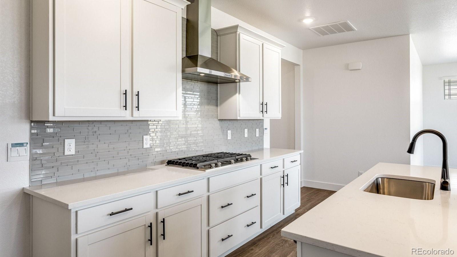 MLS Image #7 for 836  eastport drive,berthoud, Colorado