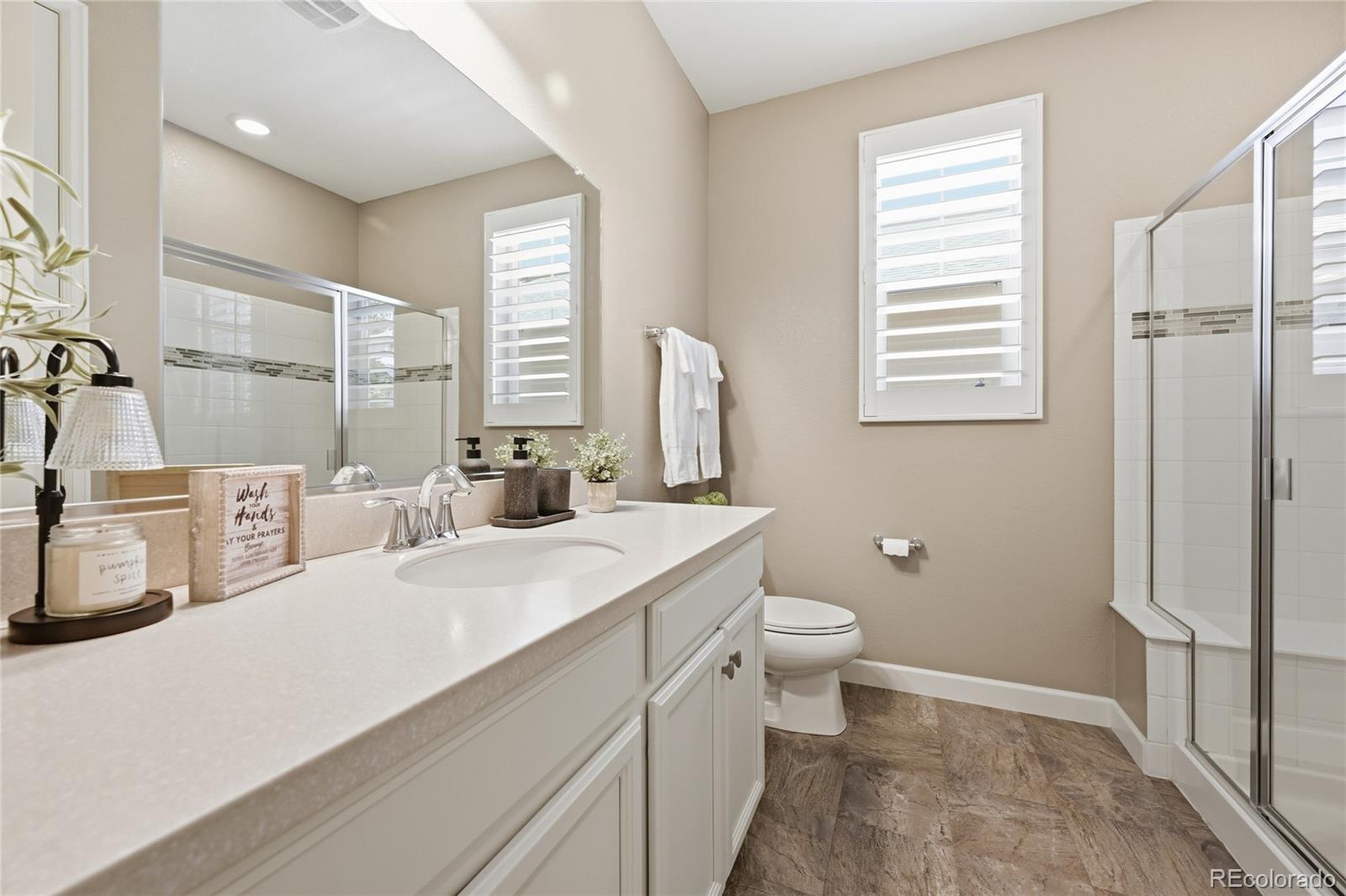 MLS Image #10 for 15674  elizabeth street,thornton, Colorado