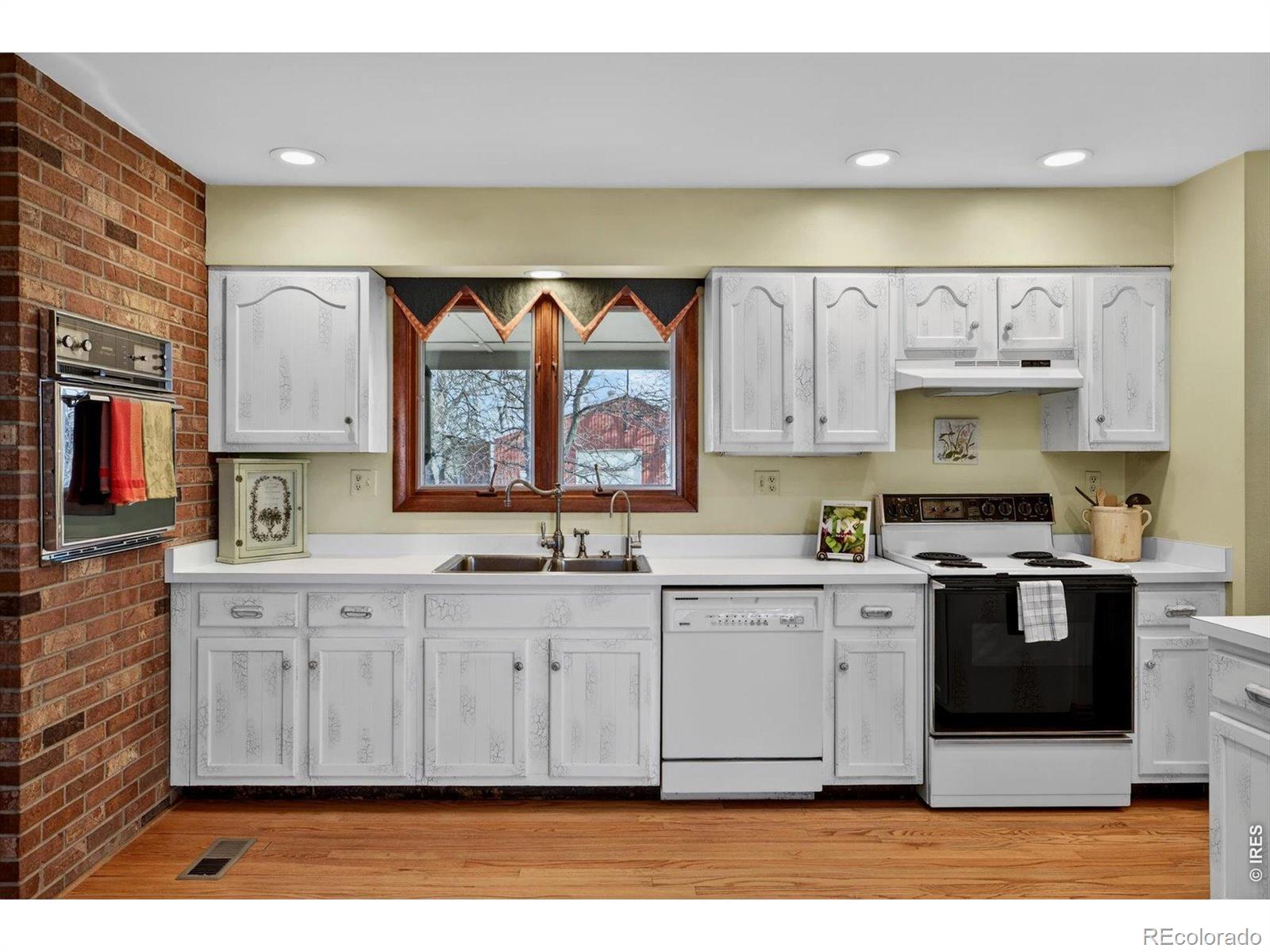 MLS Image #15 for 14380  meadowlark lane,brighton, Colorado