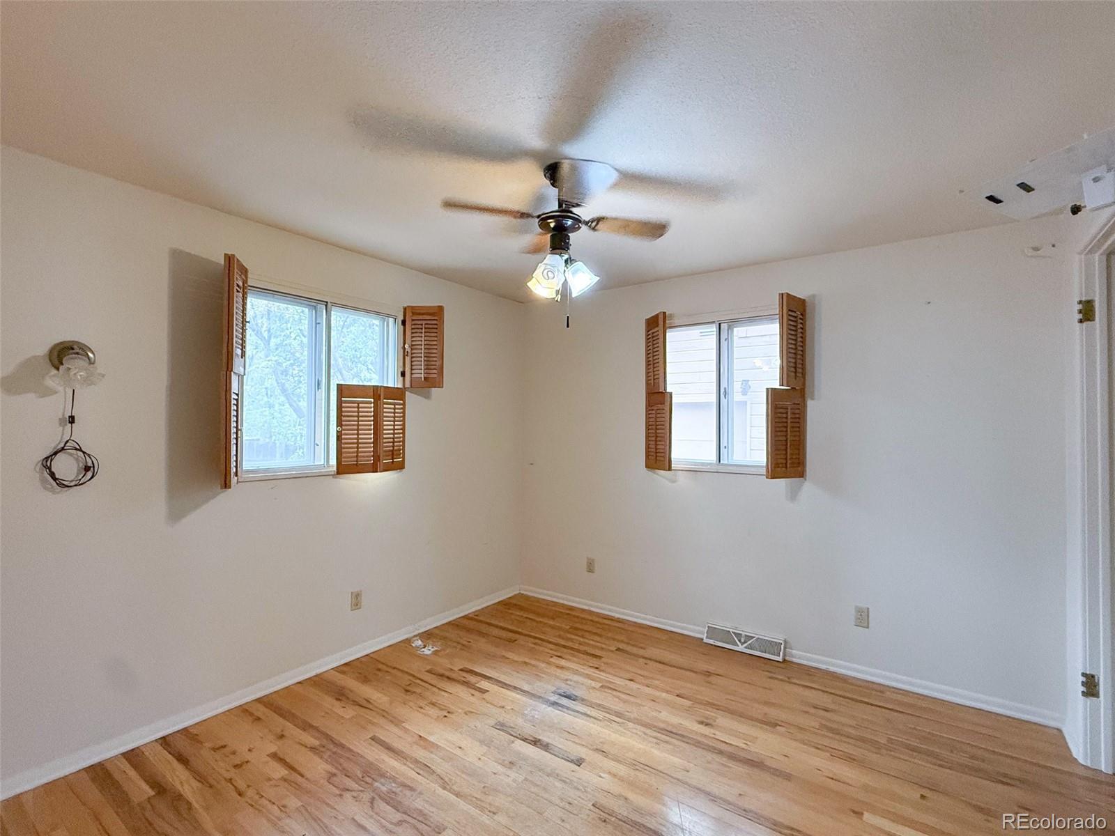 MLS Image #8 for 960 e 9th avenue,broomfield, Colorado