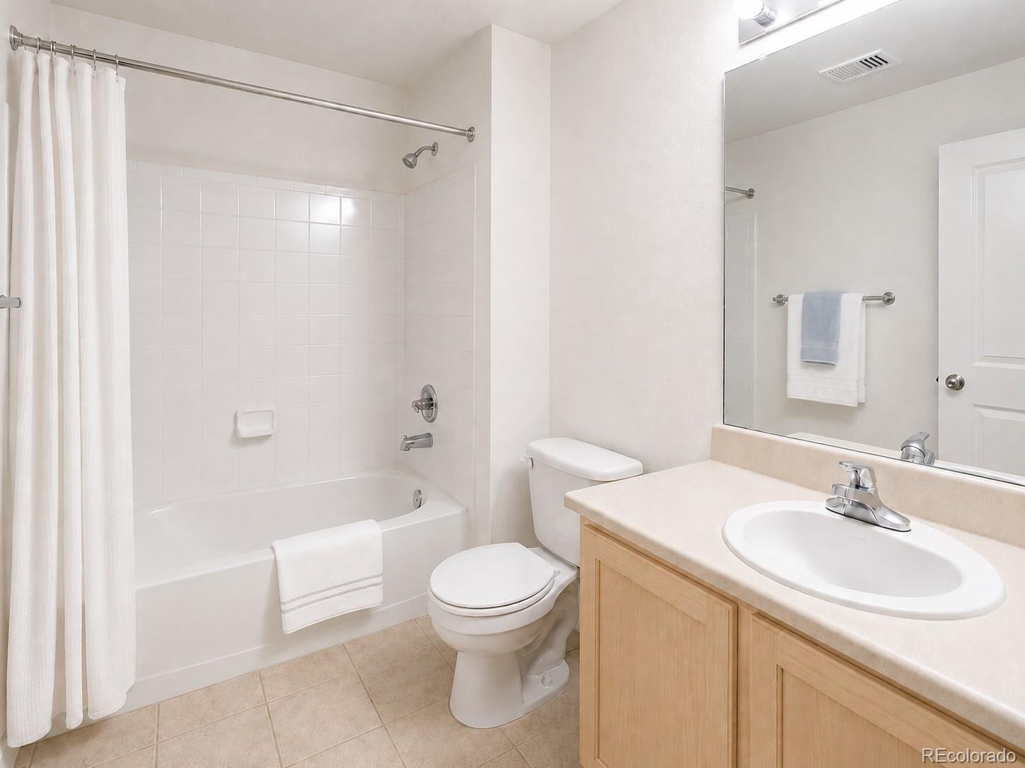 MLS Image #13 for 5255  memphis street,denver, Colorado