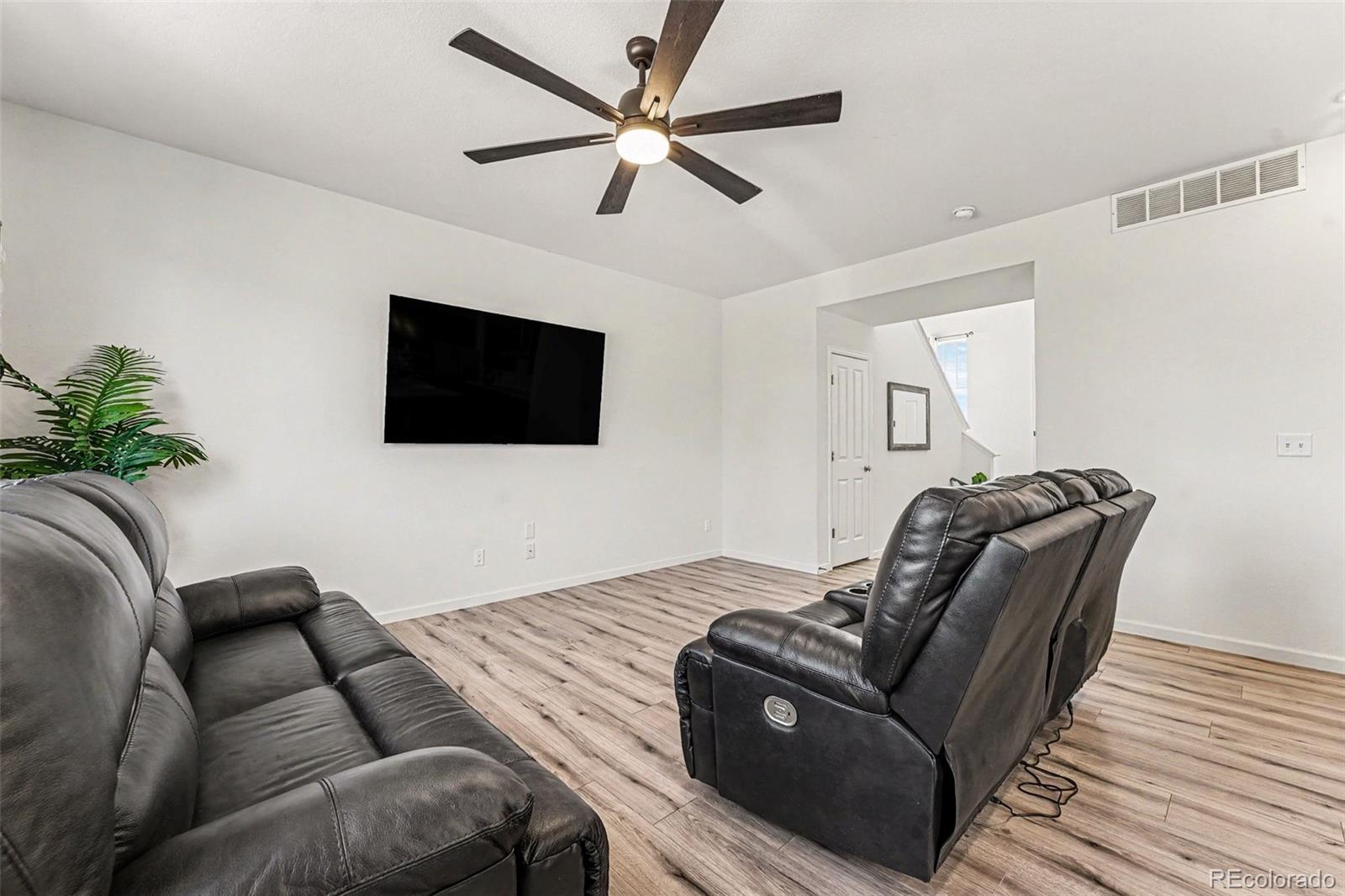 MLS Image #9 for 602  great plains avenue,berthoud, Colorado