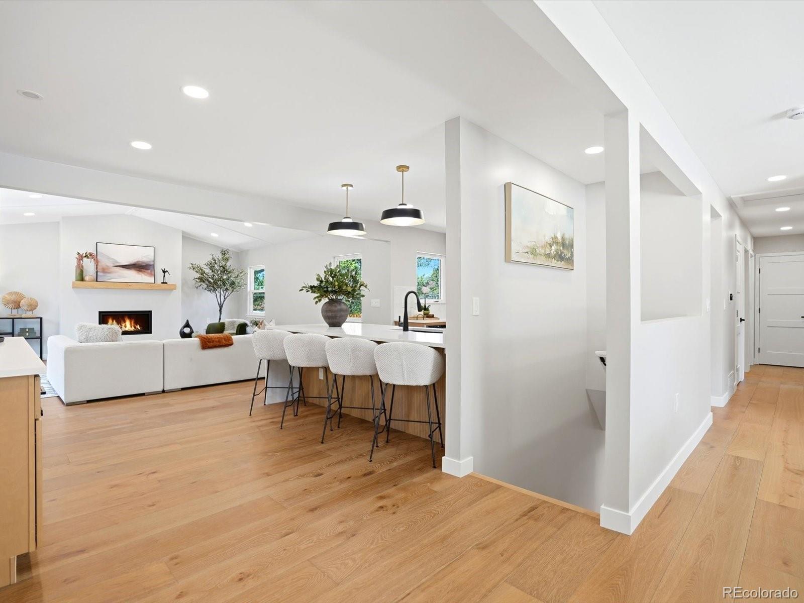 MLS Image #4 for 3403 s ivanhoe way,denver, Colorado