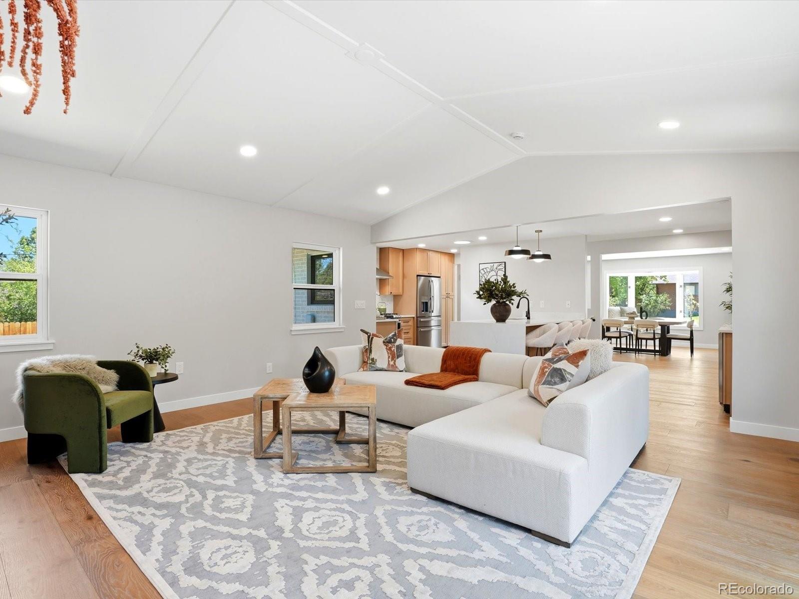 MLS Image #9 for 3403 s ivanhoe way,denver, Colorado