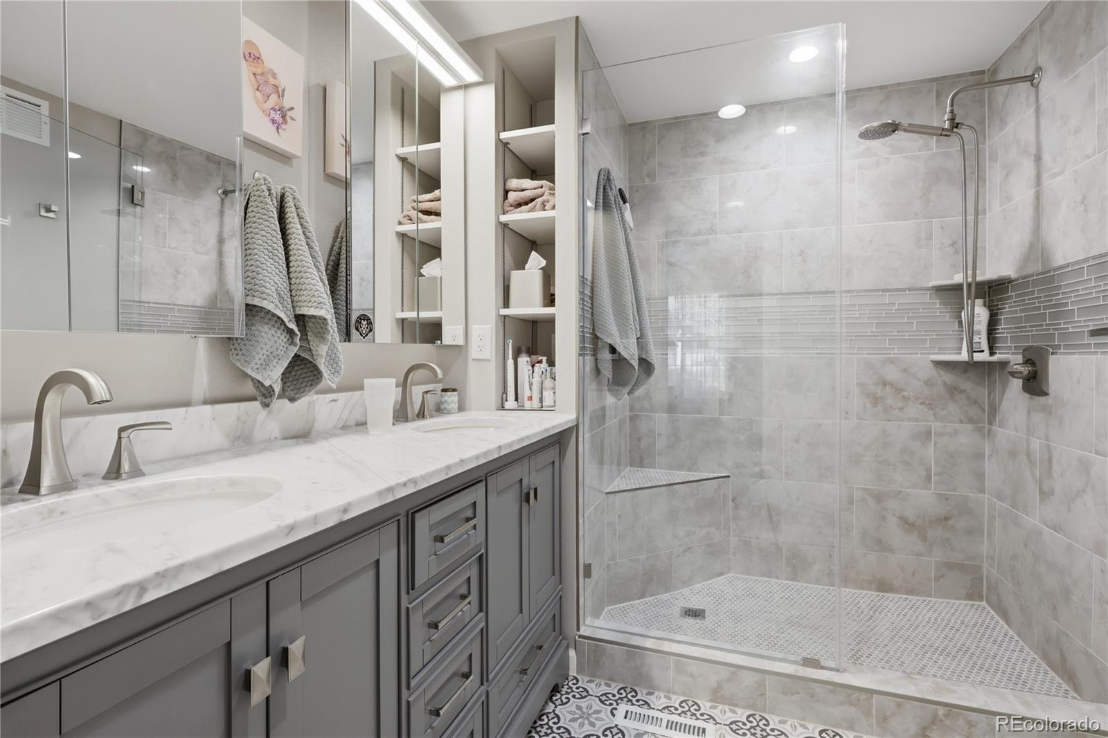 MLS Image #10 for 2718 e geddes avenue ,centennial, Colorado