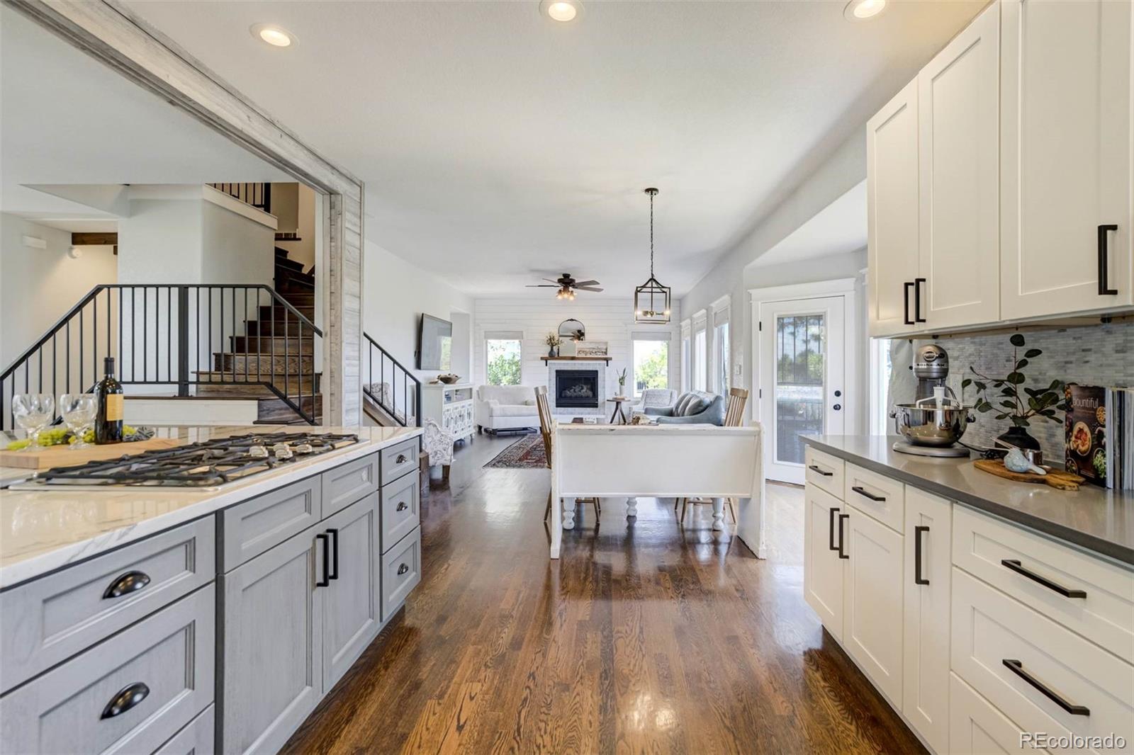 MLS Image #5 for 8415  lauralwood lane,colorado springs, Colorado