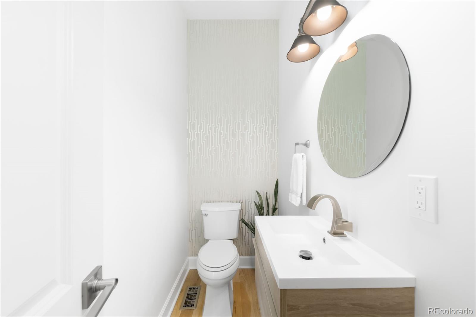 MLS Image #29 for 3250 w hayward place,denver, Colorado