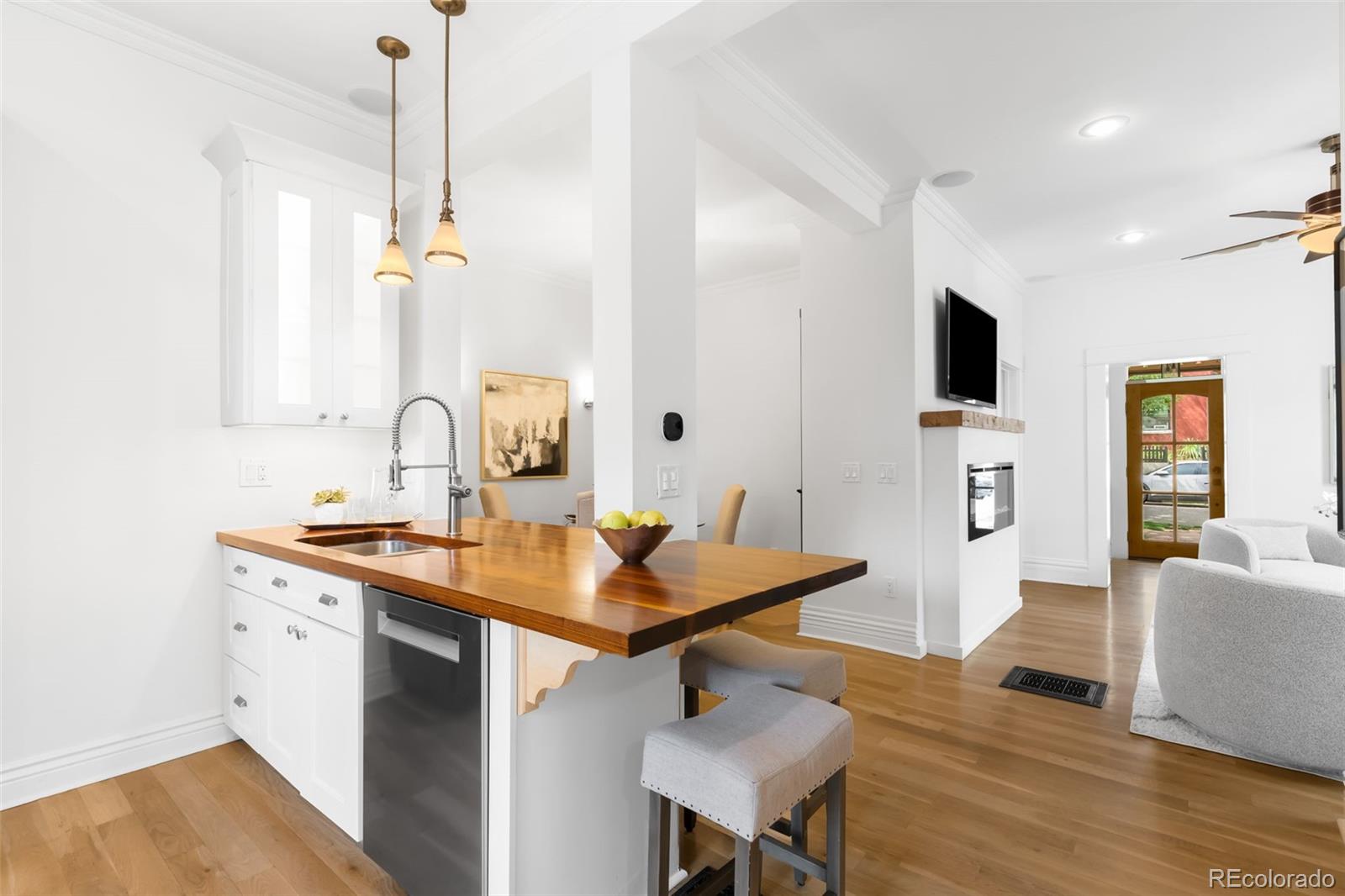 MLS Image #8 for 3250 w hayward place,denver, Colorado