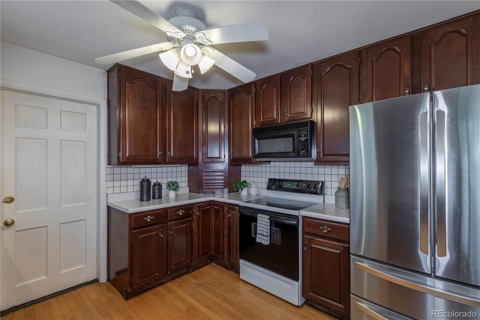 MLS Image #13 for 1061 e briarwood circle,centennial, Colorado