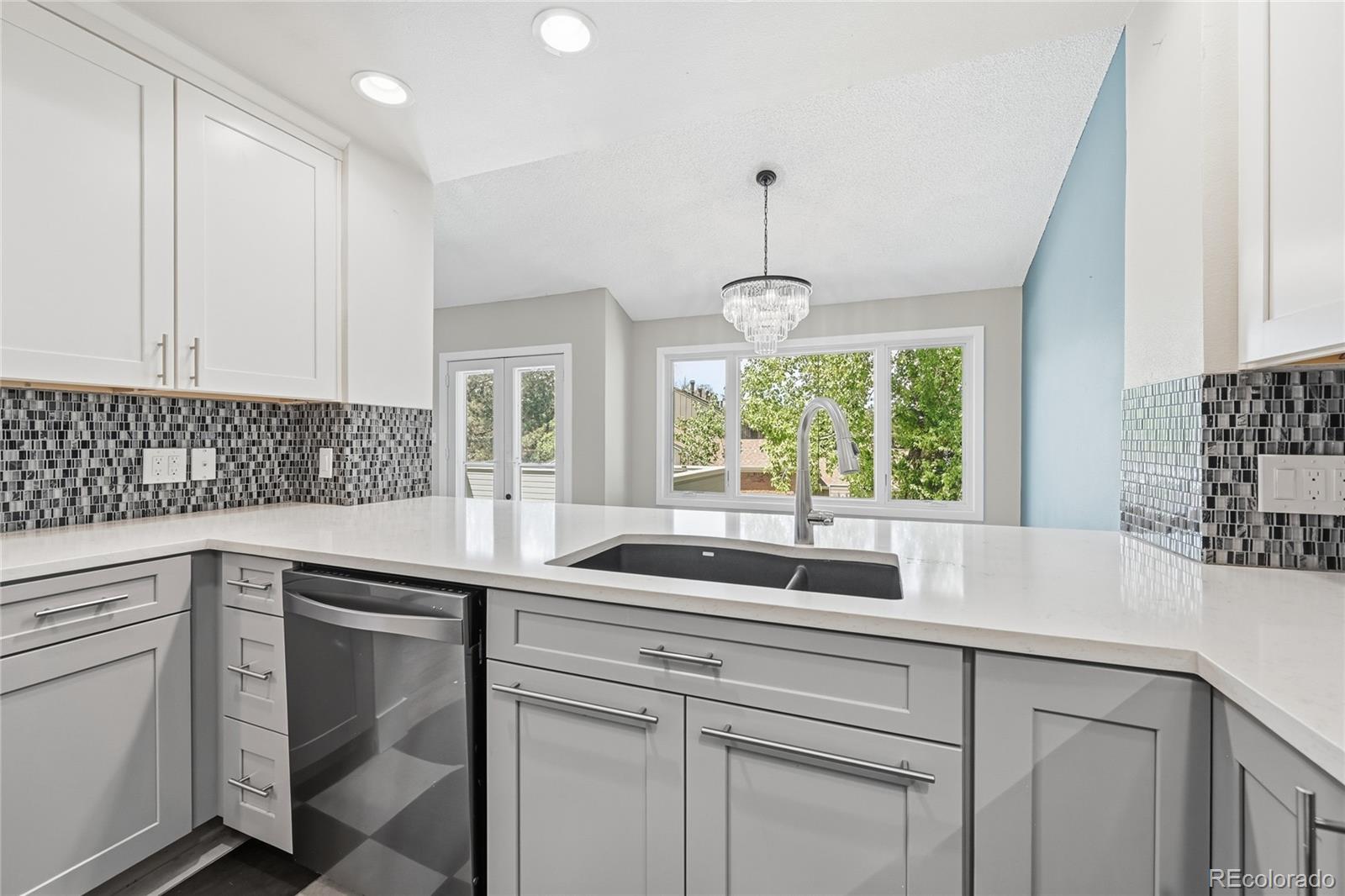 MLS Image #3 for 9200 e cherry creek south drive 52,denver, Colorado