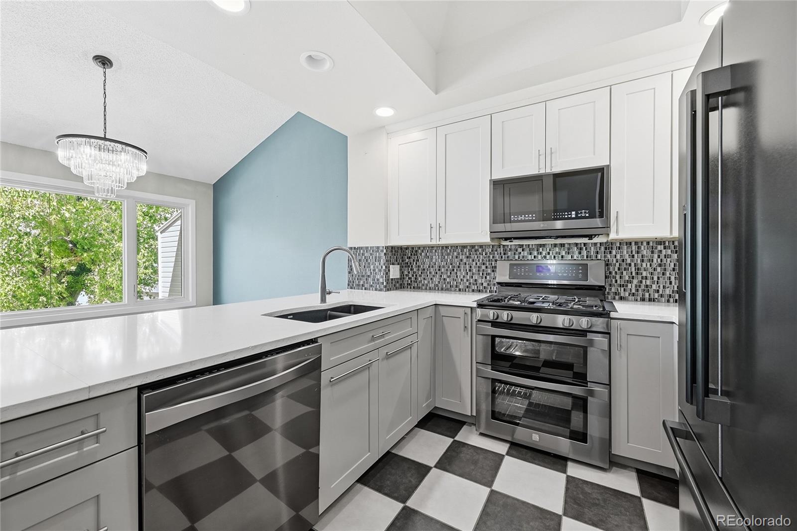 MLS Image #4 for 9200 e cherry creek south drive 52,denver, Colorado