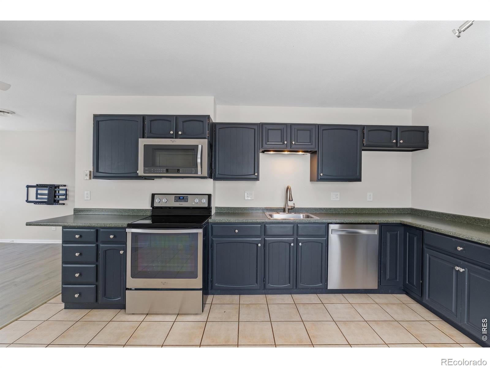 MLS Image #3 for 307 s hollywood street,fort collins, Colorado