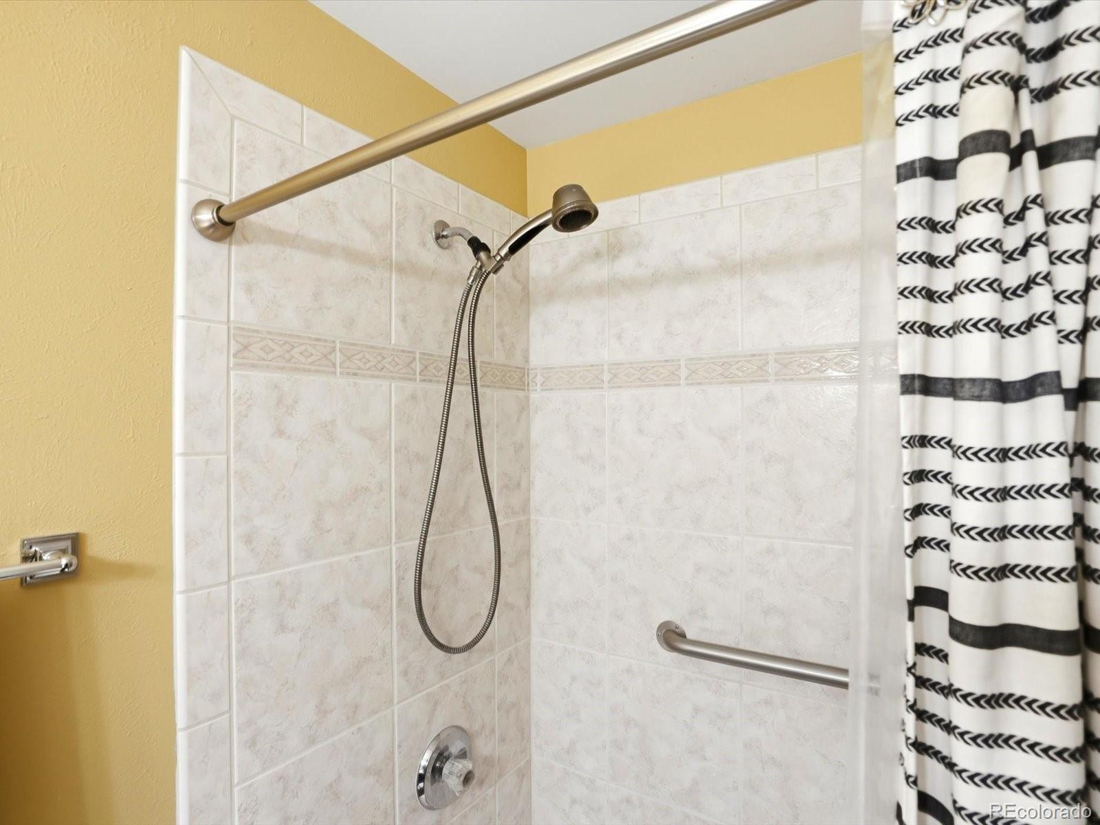 MLS Image #23 for 7358 s ingalls way,littleton, Colorado
