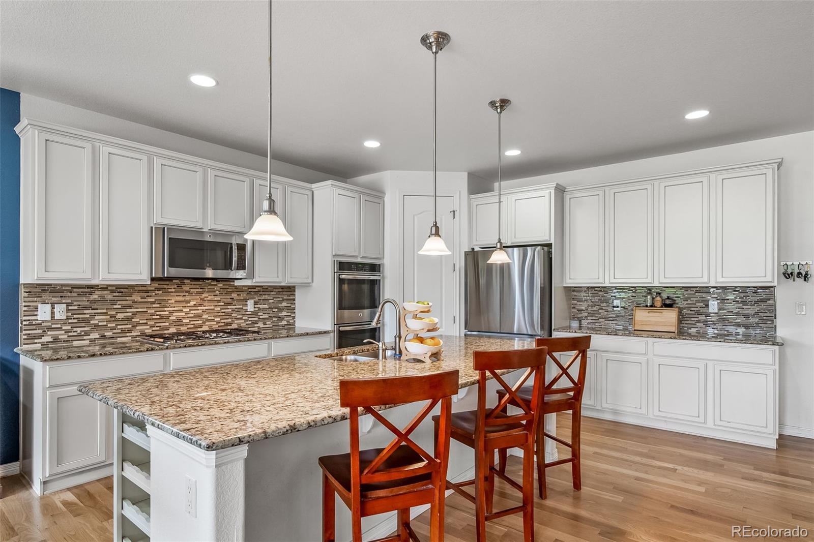 MLS Image #3 for 9537  iron mountain way,arvada, Colorado