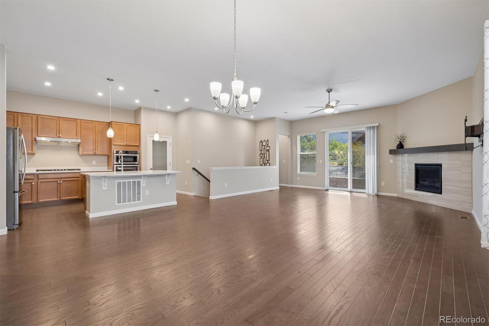 MLS Image #4 for 8416  arapahoe peak street,littleton, Colorado