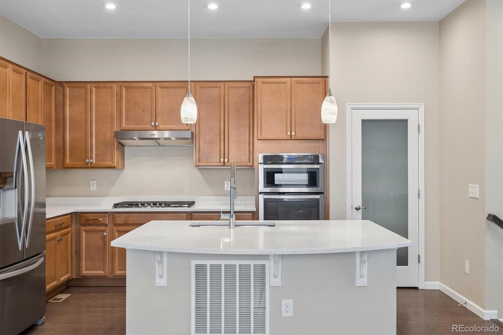 MLS Image #8 for 8416  arapahoe peak street,littleton, Colorado