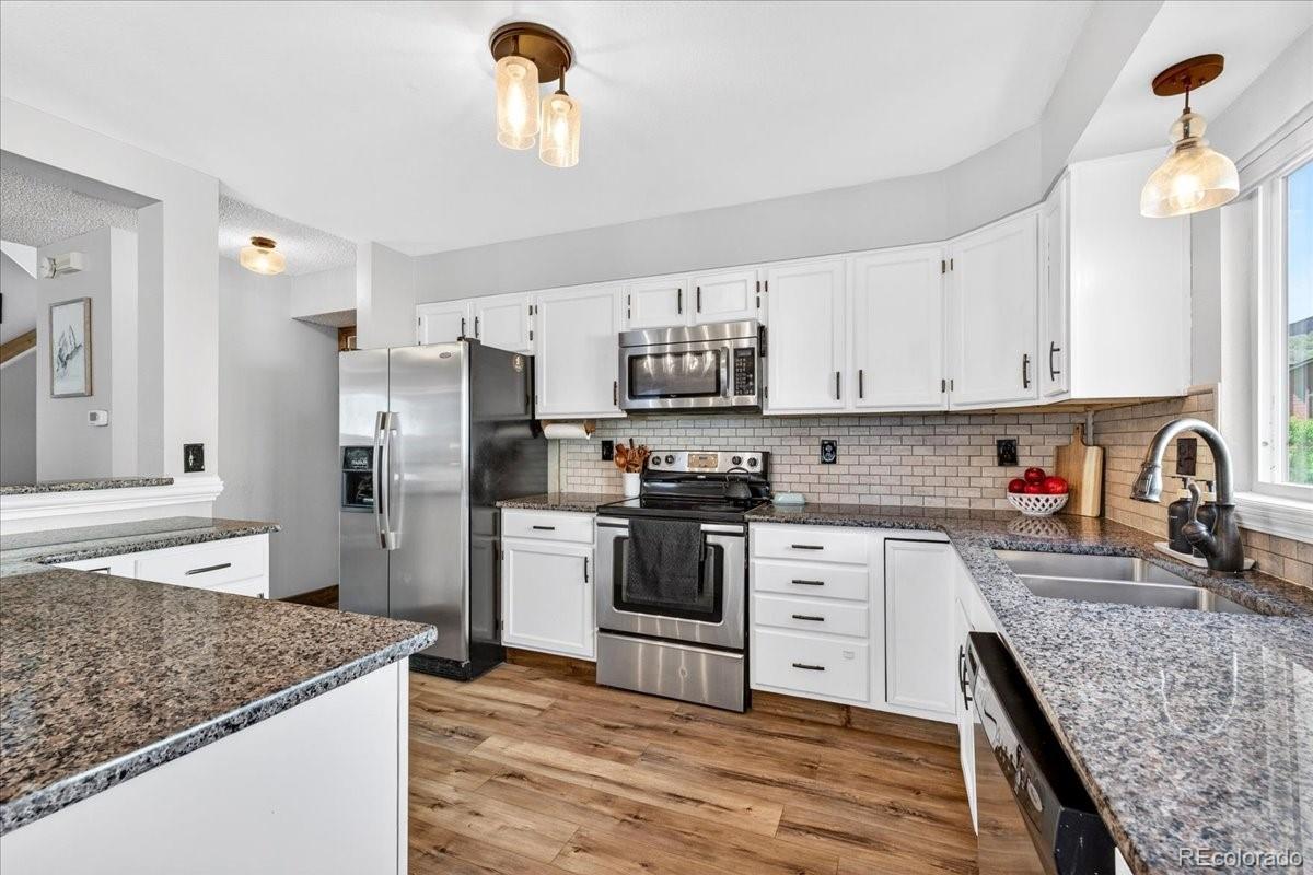MLS Image #10 for 2722  front royal drive,colorado springs, Colorado