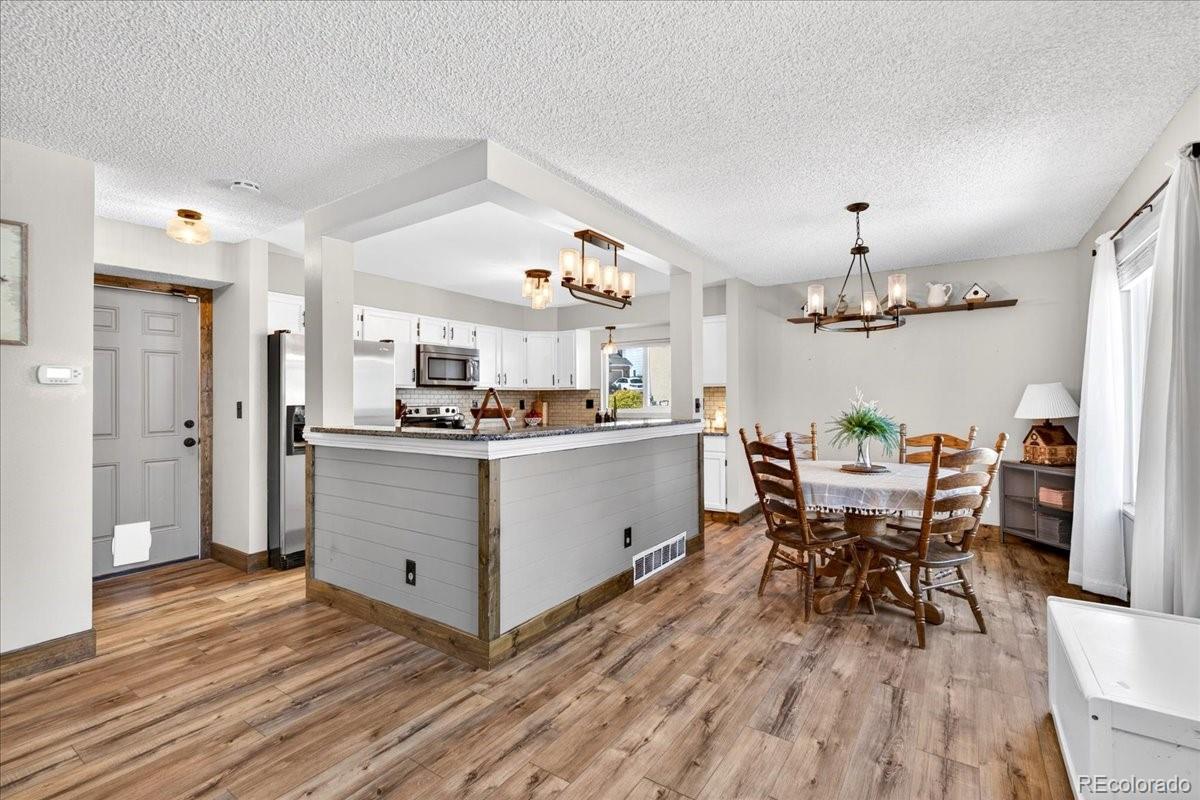 MLS Image #3 for 2722  front royal drive,colorado springs, Colorado