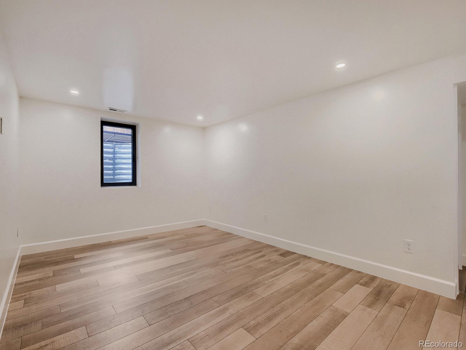 MLS Image #15 for 5654 s datura street,littleton, Colorado