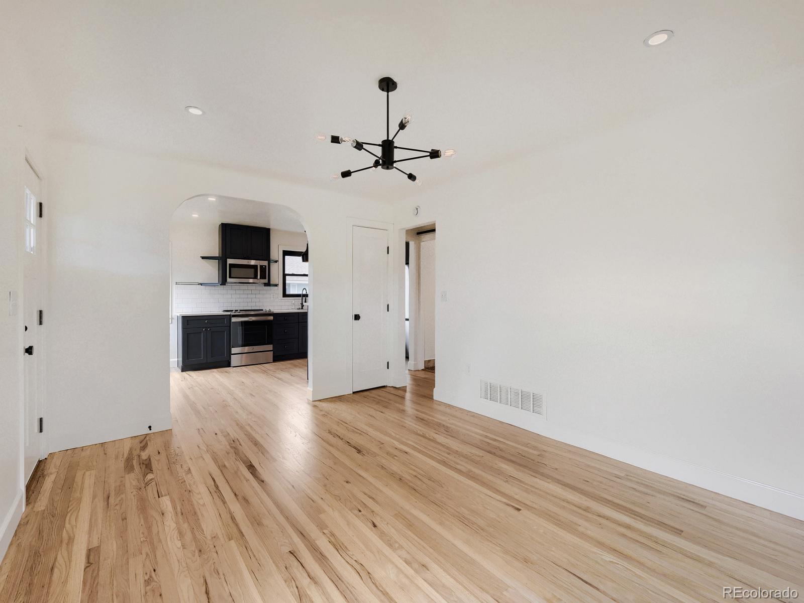 MLS Image #5 for 5654 s datura street,littleton, Colorado