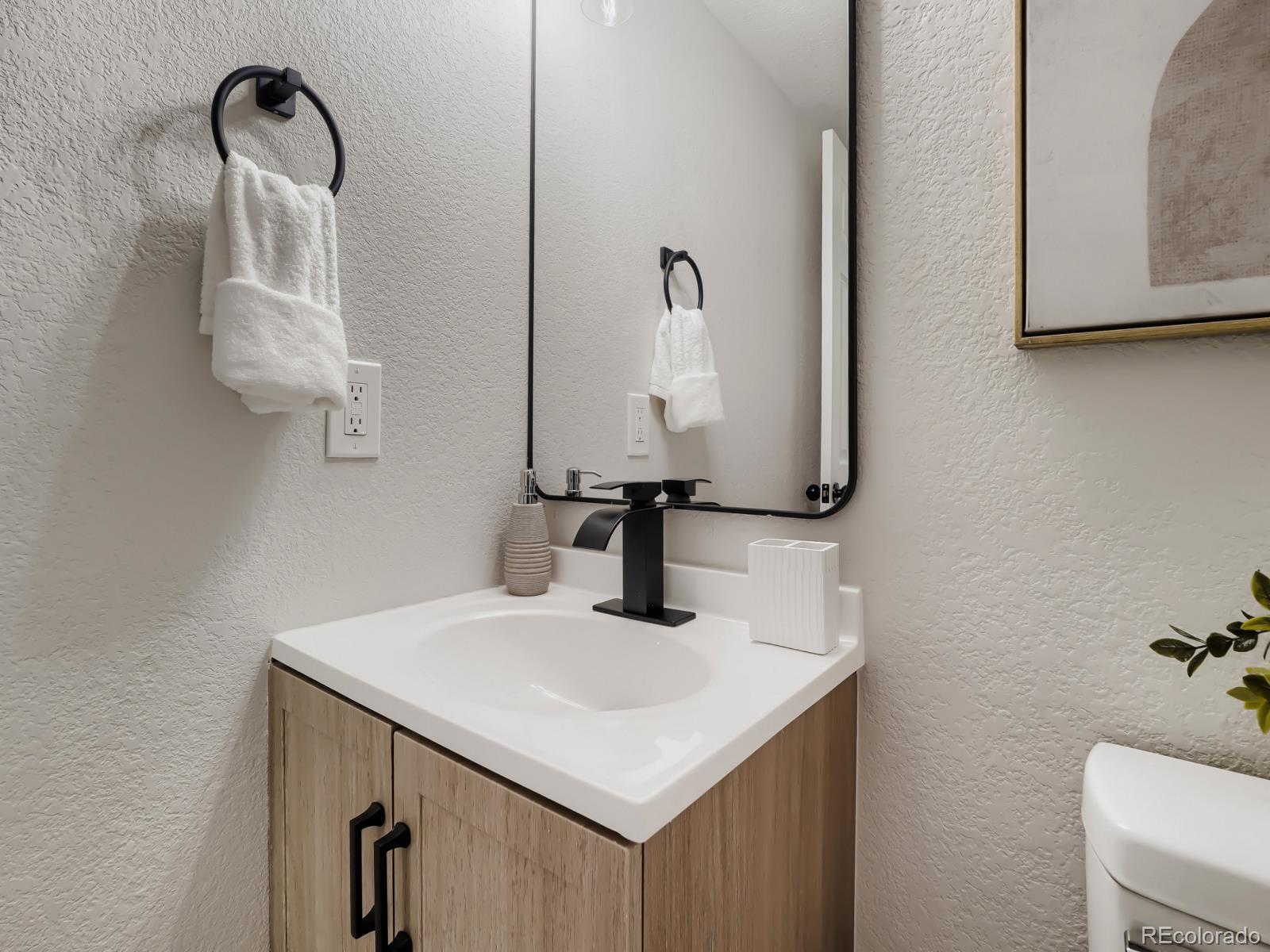 MLS Image #13 for 17694 e loyola drive a,aurora, Colorado