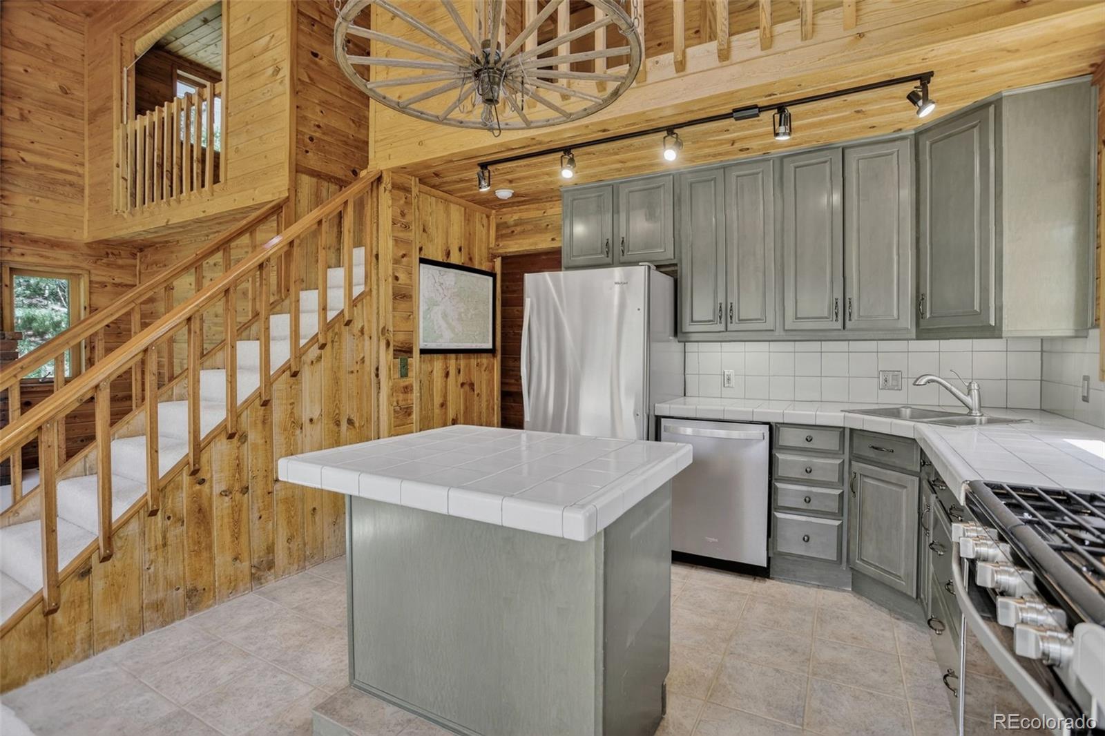 MLS Image #11 for 606  clark road,bailey, Colorado