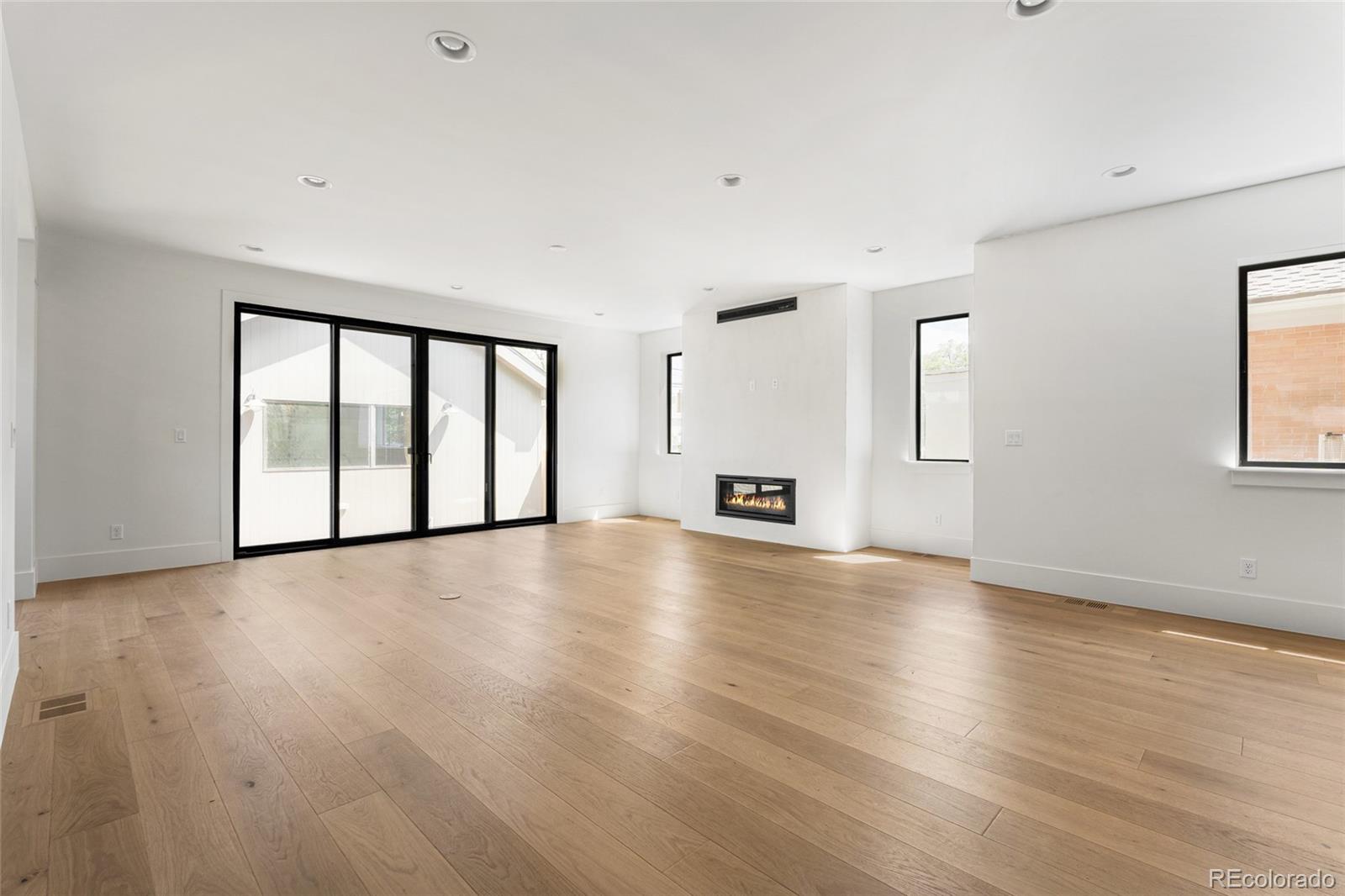 MLS Image #15 for 1068 s corona street,denver, Colorado