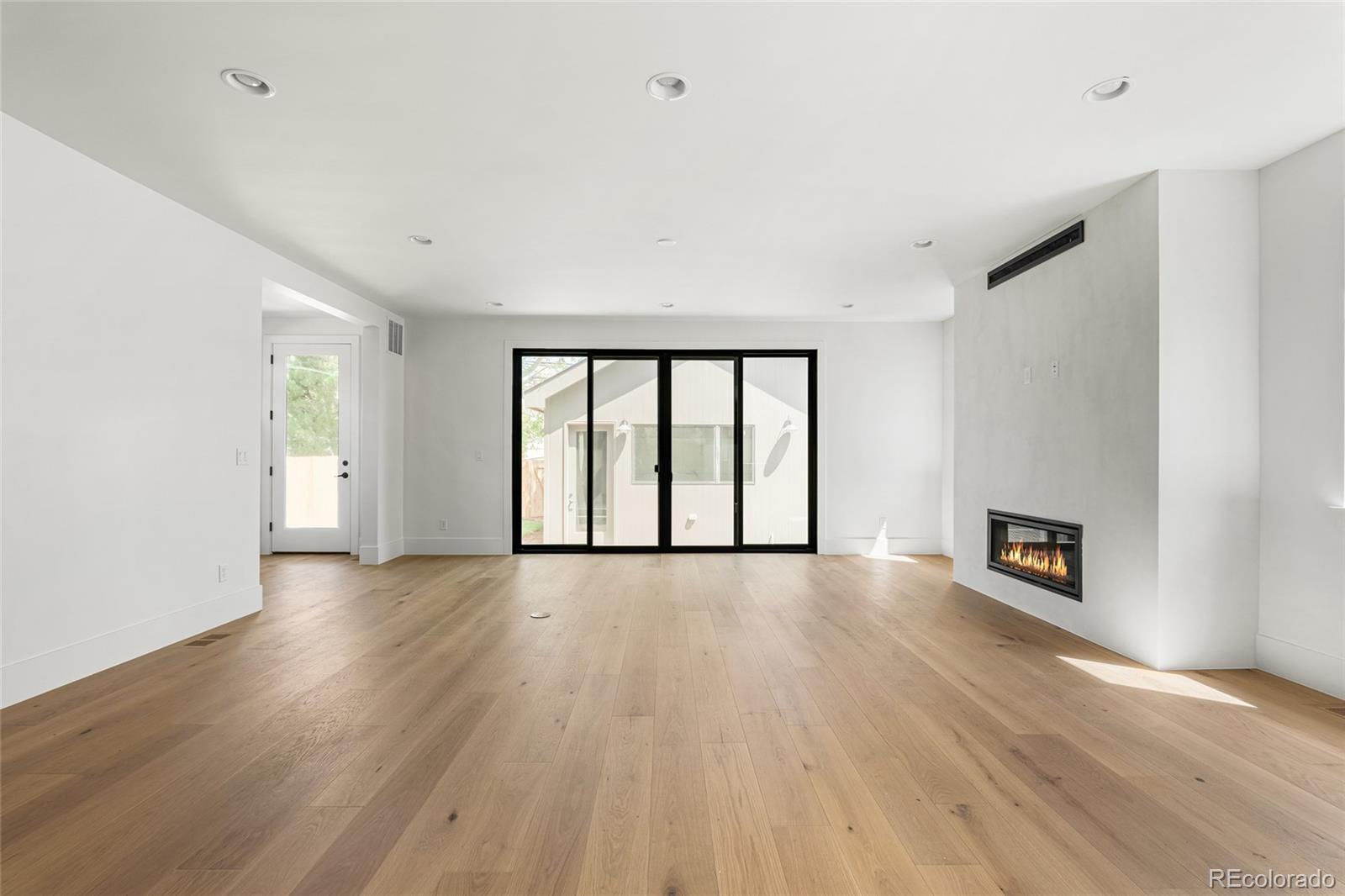 MLS Image #16 for 1068 s corona street,denver, Colorado