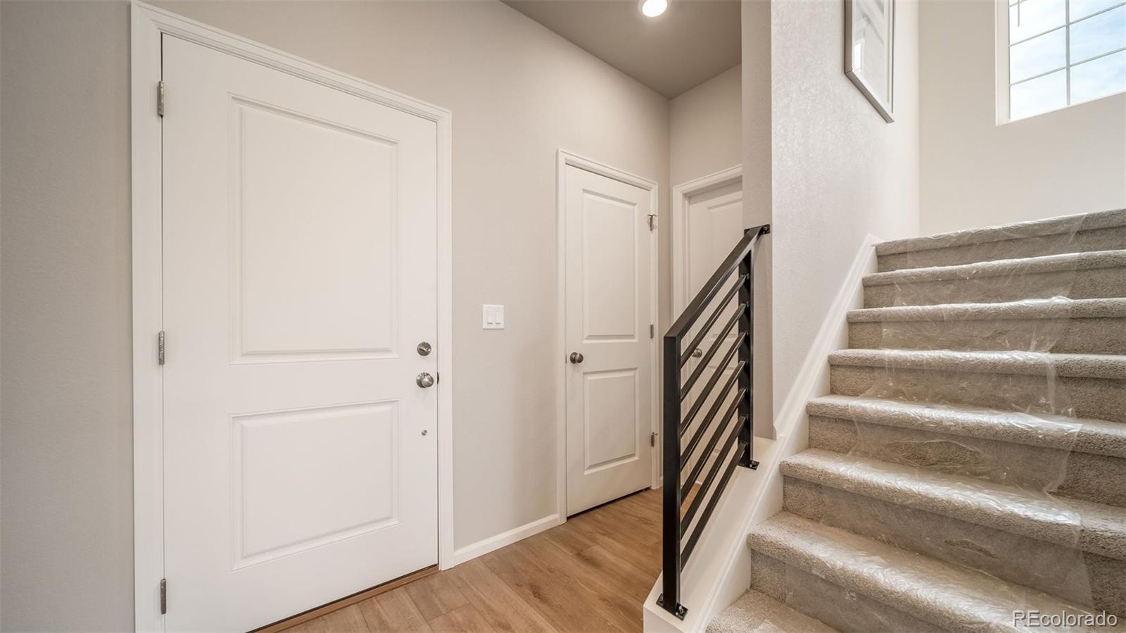 MLS Image #15 for 10125  scranton court,commerce city, Colorado