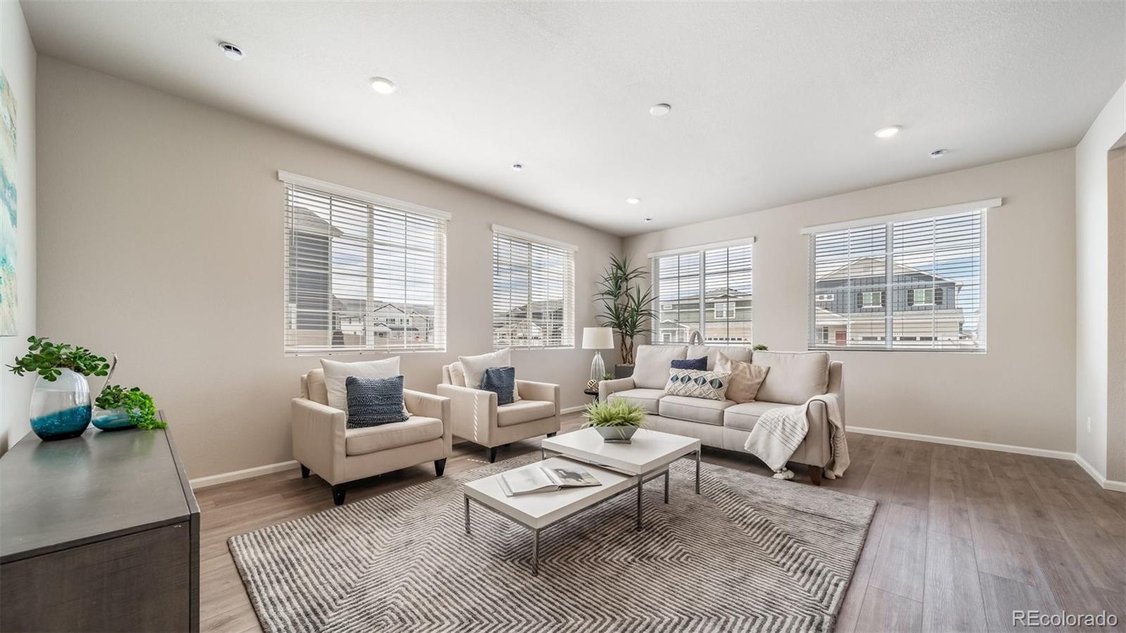 MLS Image #4 for 10125  scranton court,commerce city, Colorado