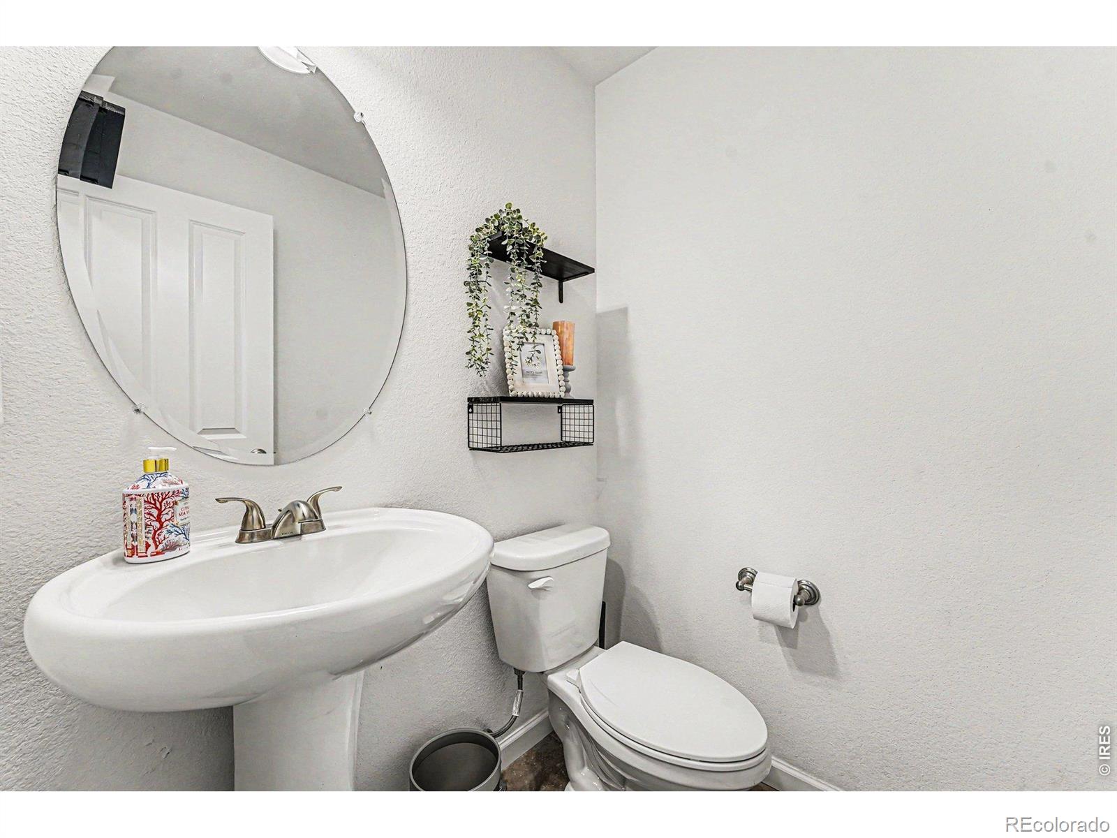 MLS Image #17 for 602  great plains avenue,berthoud, Colorado