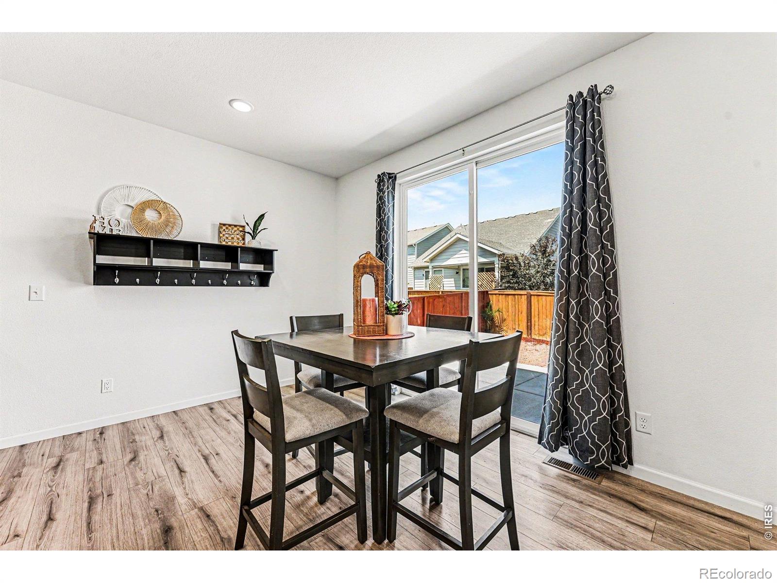 MLS Image #7 for 602  great plains avenue,berthoud, Colorado
